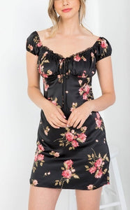 FLOWER PRINT FRONT TIE SHIRRING NECK DRESS